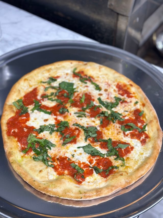 Margherita Pizza.